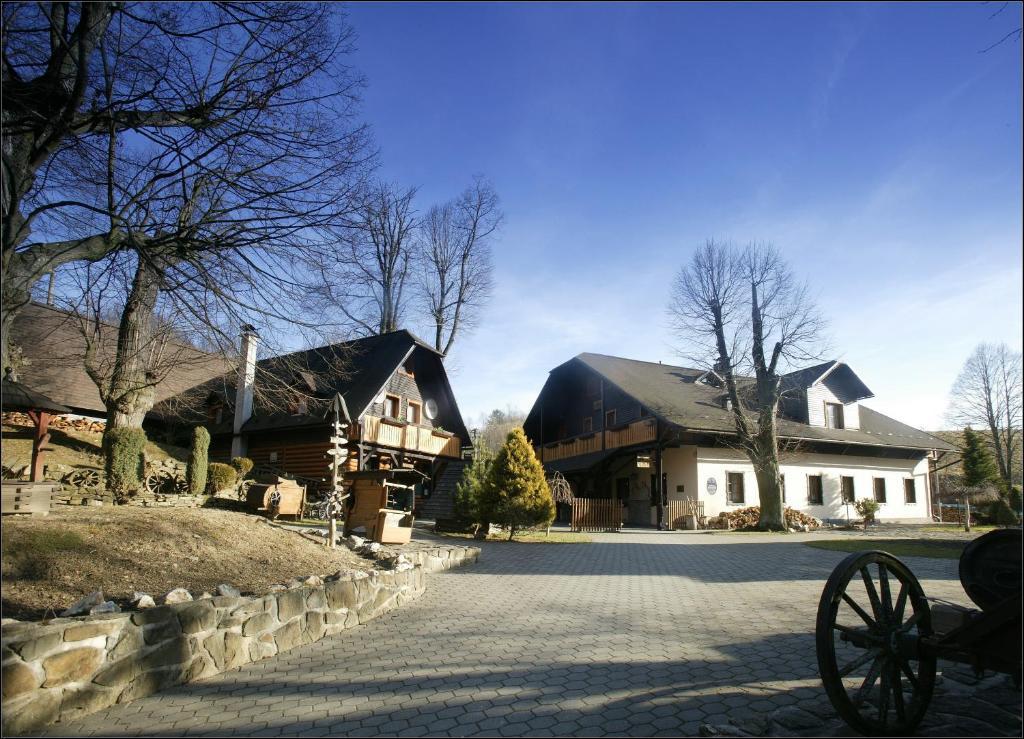 Valassky Senk Hotel Vizovice Exterior foto