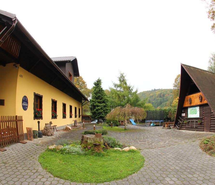 Valassky Senk Hotel Vizovice Exterior foto